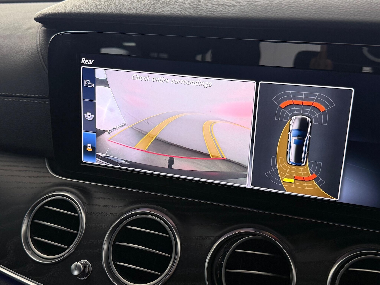 Used Mercedes-Benz E Class 2018 for sale - 77259933: Photo 25