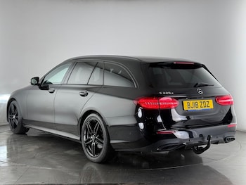 Used Mercedes-Benz E Class 2018 for sale - 77259933: Photo