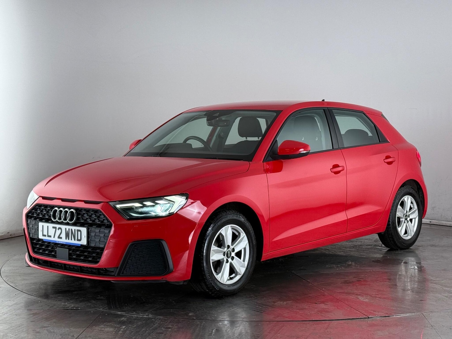 Used Audi A1 2022 for sale - 77359359: Photo 2