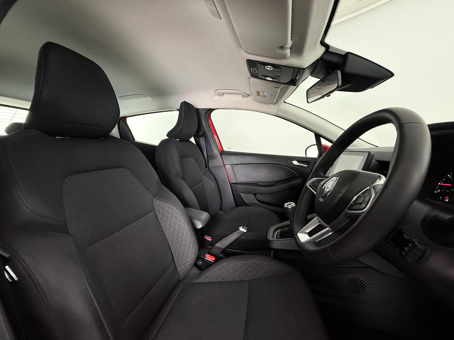 Used Renault Clio 2021 for sale - 77217118: Photo 11