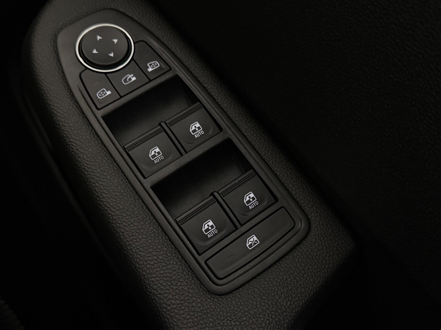 Used Renault Clio 2021 for sale - 77217118: Photo 25