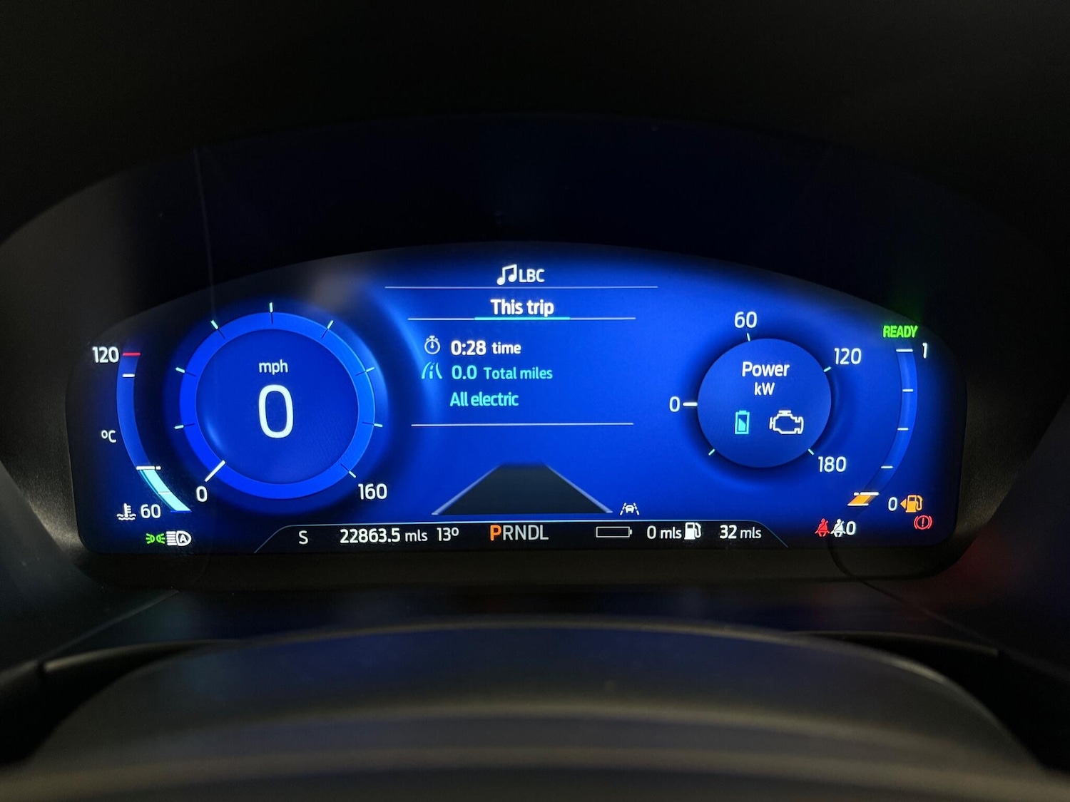 Used Ford Kuga 2023 for sale - 77222319: Photo 16