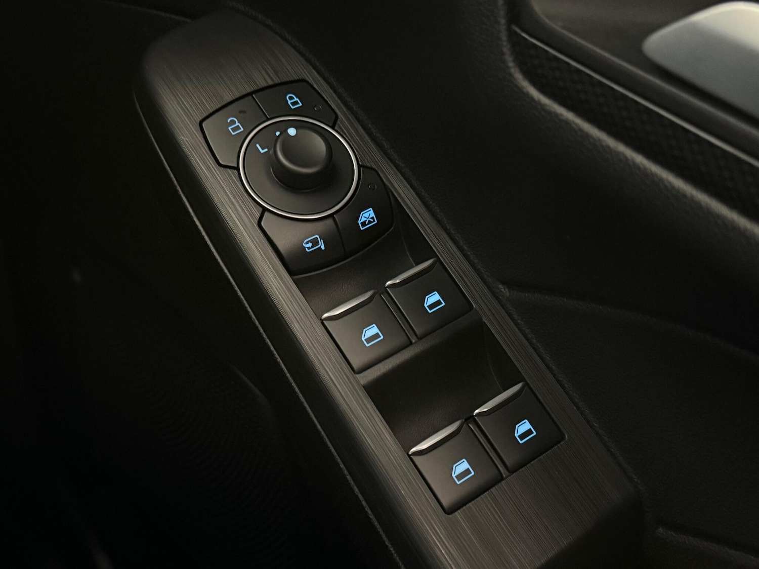 Used Ford Kuga 2023 for sale - 77222319: Photo 37