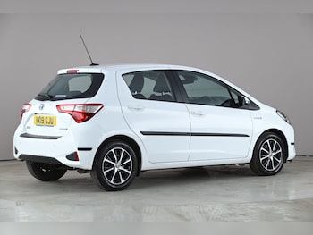 Used Toyota Yaris 2019 for sale - 78405493: Photo