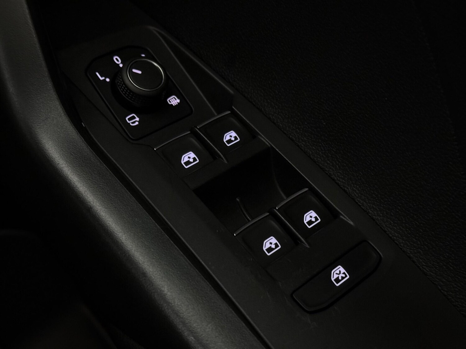 Used Volkswagen T-Cross 2024 for sale - 77456599: Photo 34