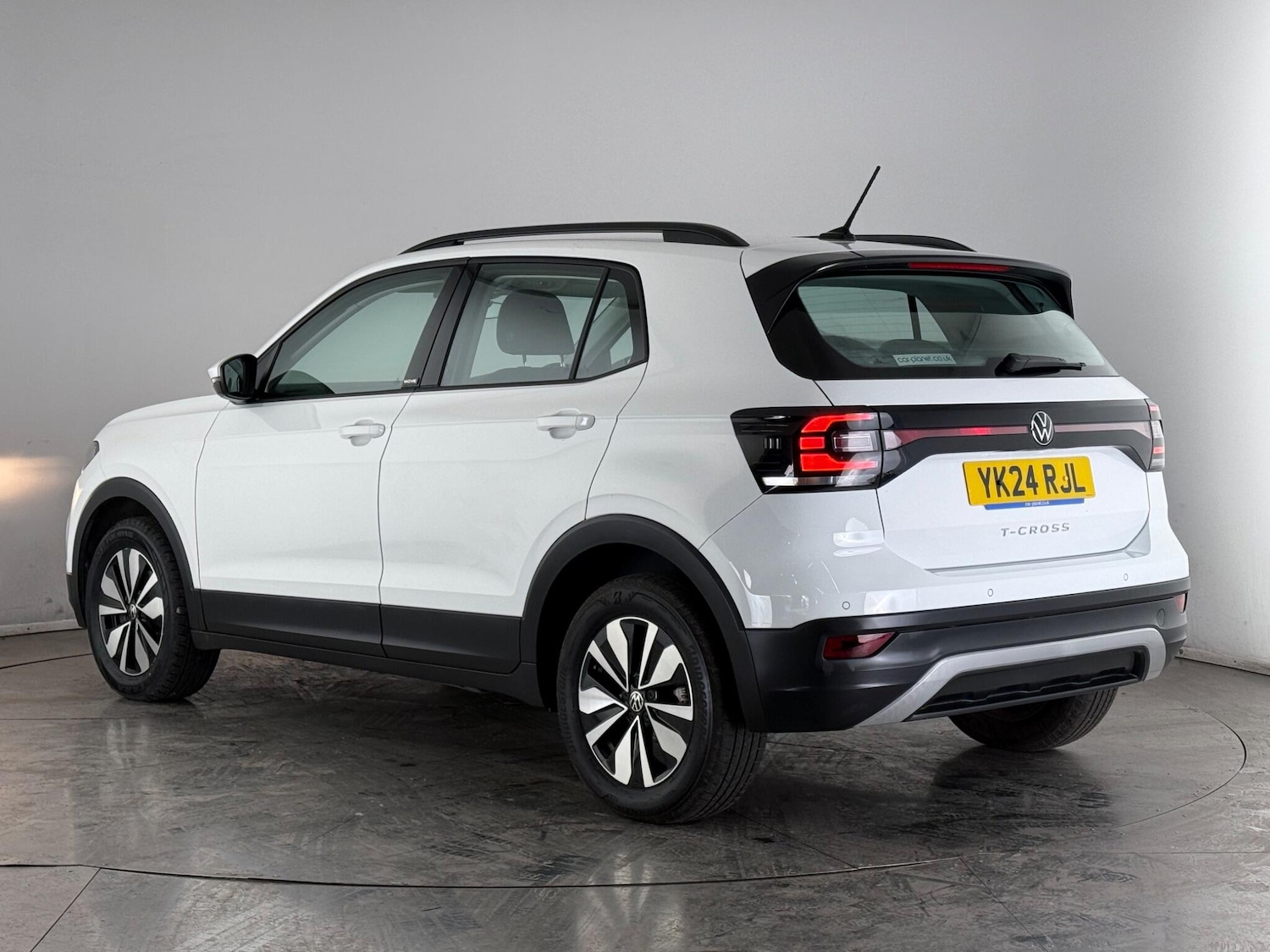 Used Volkswagen T-Cross 2024 for sale - 77456599: Photo 4