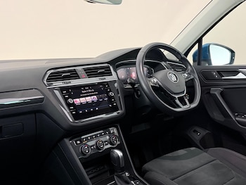 Used Volkswagen Tiguan 2020 for sale - 79189176: Photo