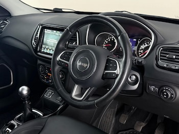 Used Jeep Compass 2019 for sale - 79256413: Photo
