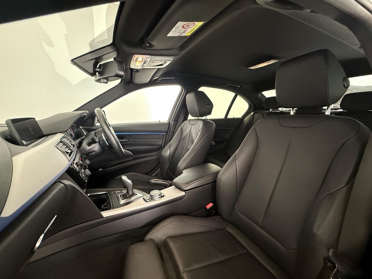 Used BMW 3 Series 2017 for sale - 76467117: Photo 17