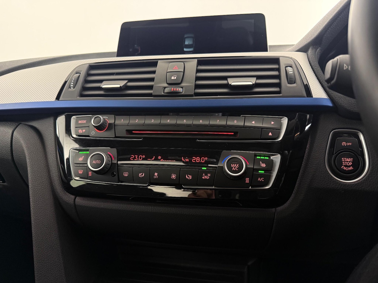 Used BMW 3 Series 2017 for sale - 76467117: Photo 42