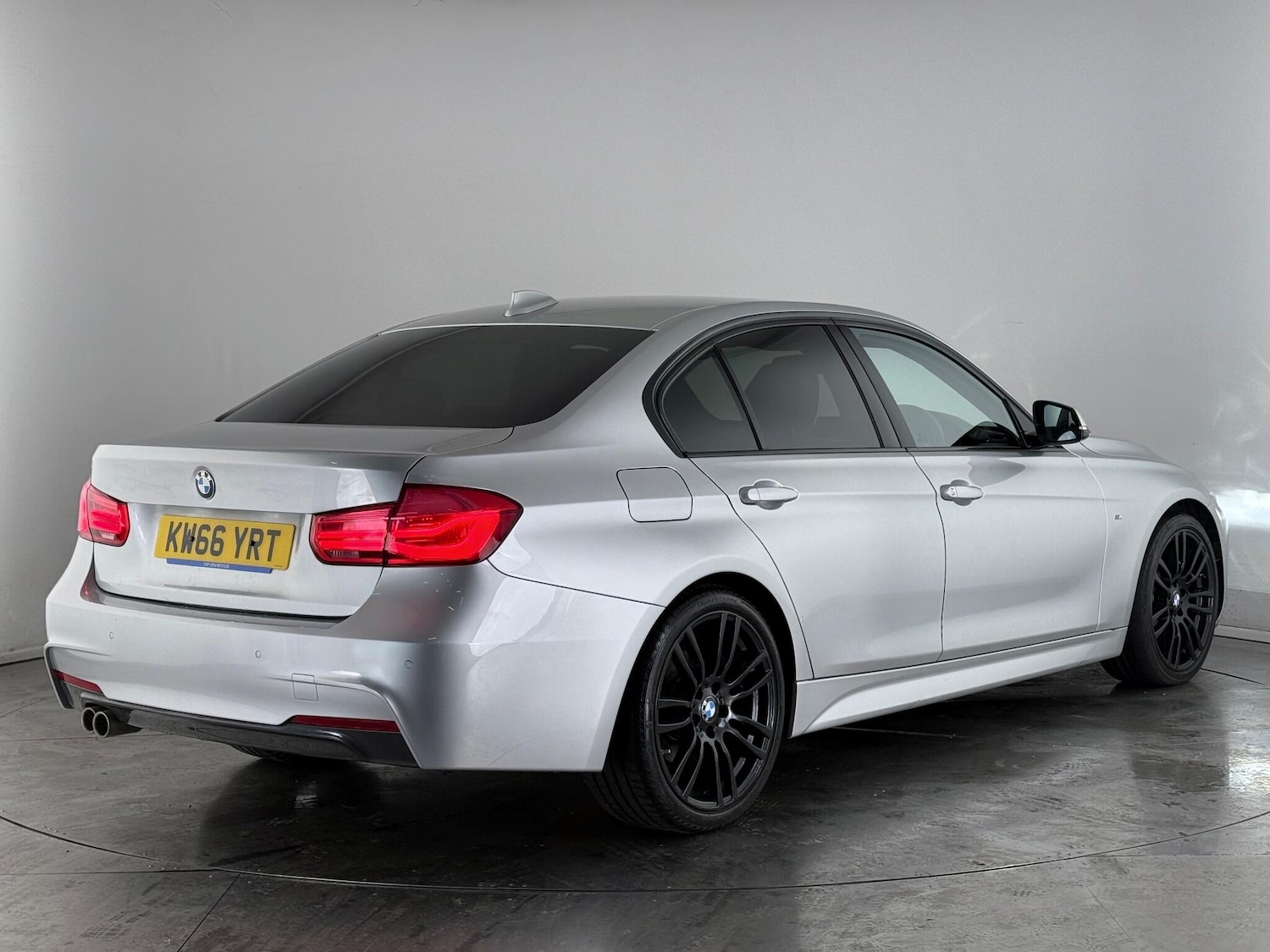 Used BMW 3 Series 2017 for sale - 76467117: Photo 5