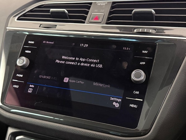 Used Volkswagen Tiguan 2018 for sale - 76148089: Photo 32