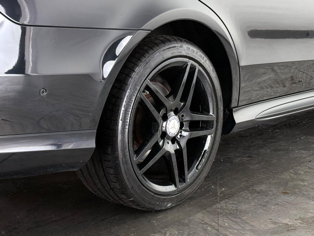Used Mercedes-Benz E Class 2015 for sale - 76297157: Photo 12