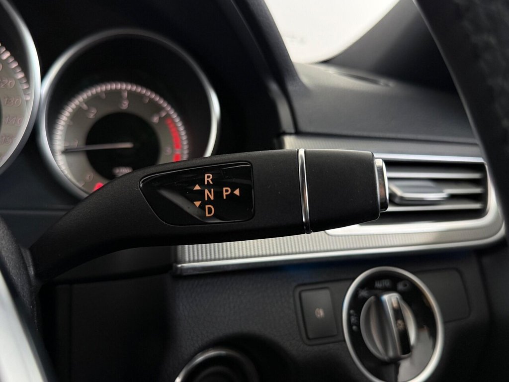 Used Mercedes-Benz E Class 2015 for sale - 76297157: Photo 30
