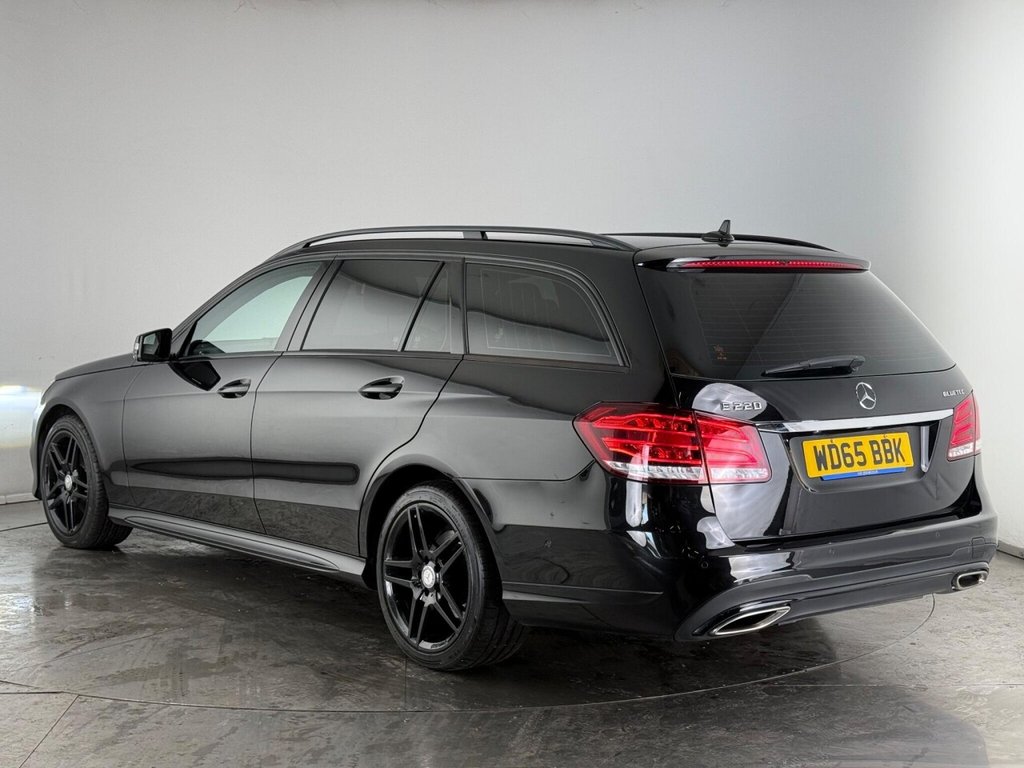 Used Mercedes-Benz E Class 2015 for sale - 76297157: Photo 4