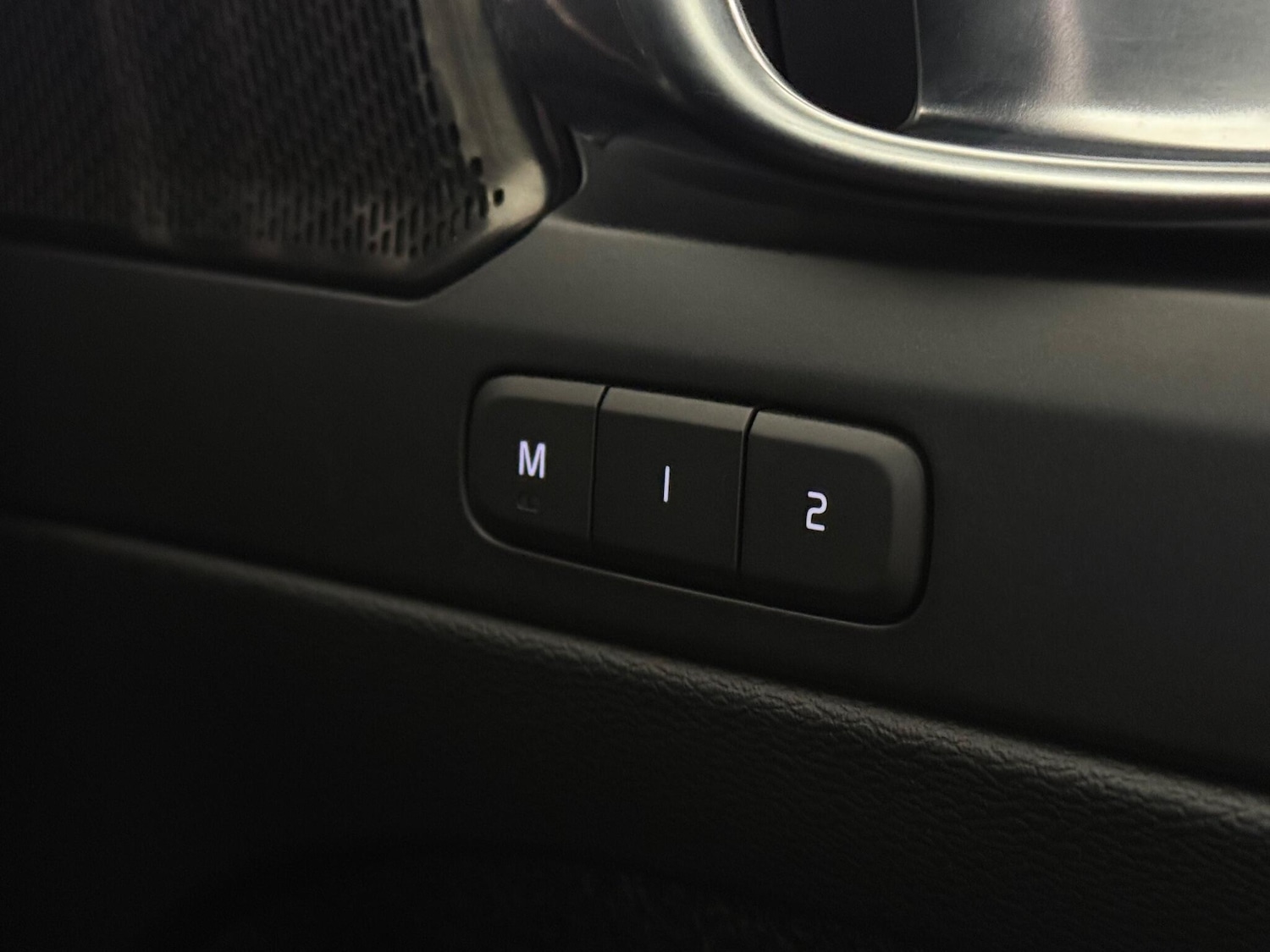 Used Volvo XC40 2018 for sale - 77182787: Photo 13