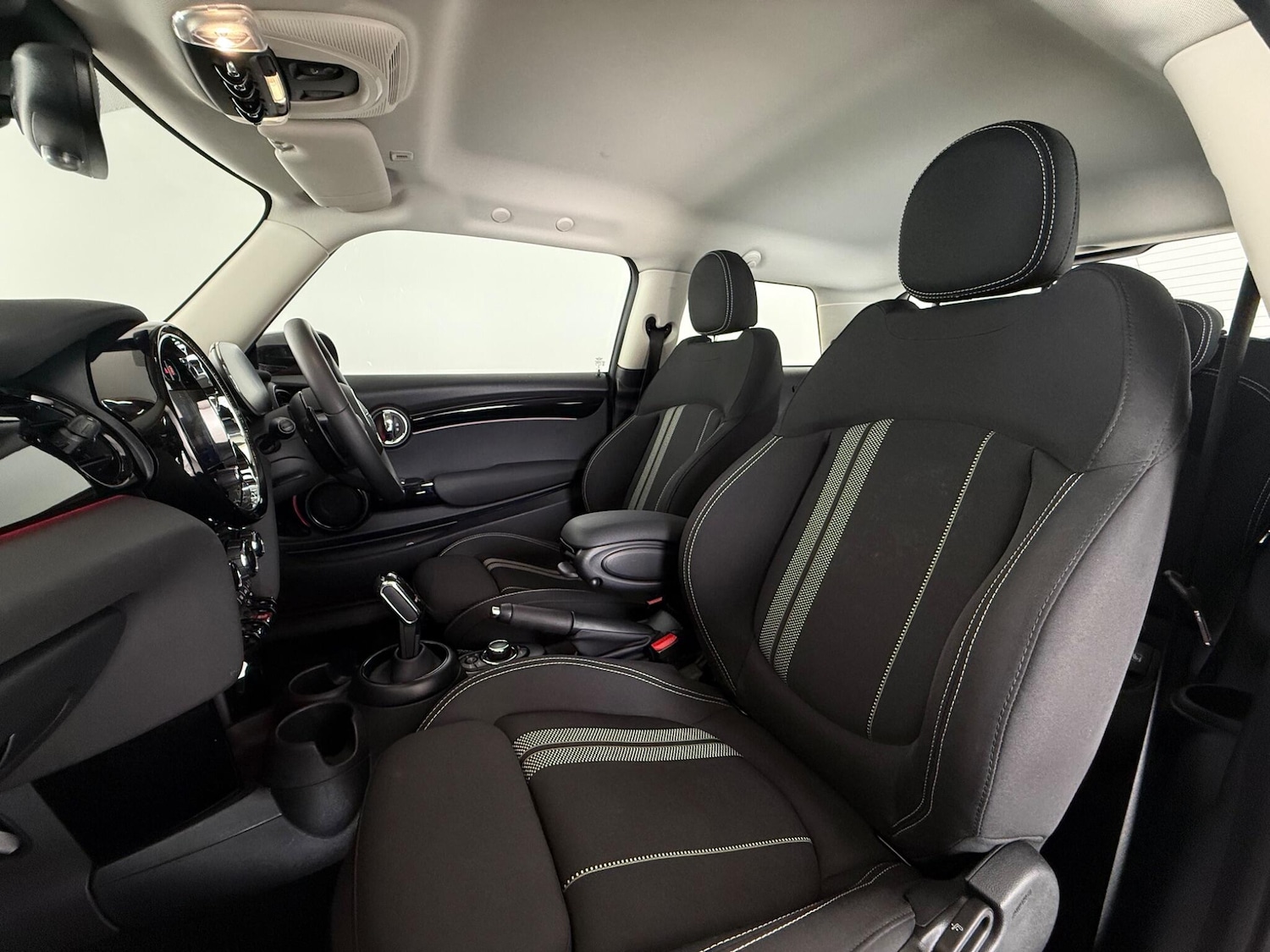 Used MINI Hatch 2022 for sale - 77456605: Photo 12