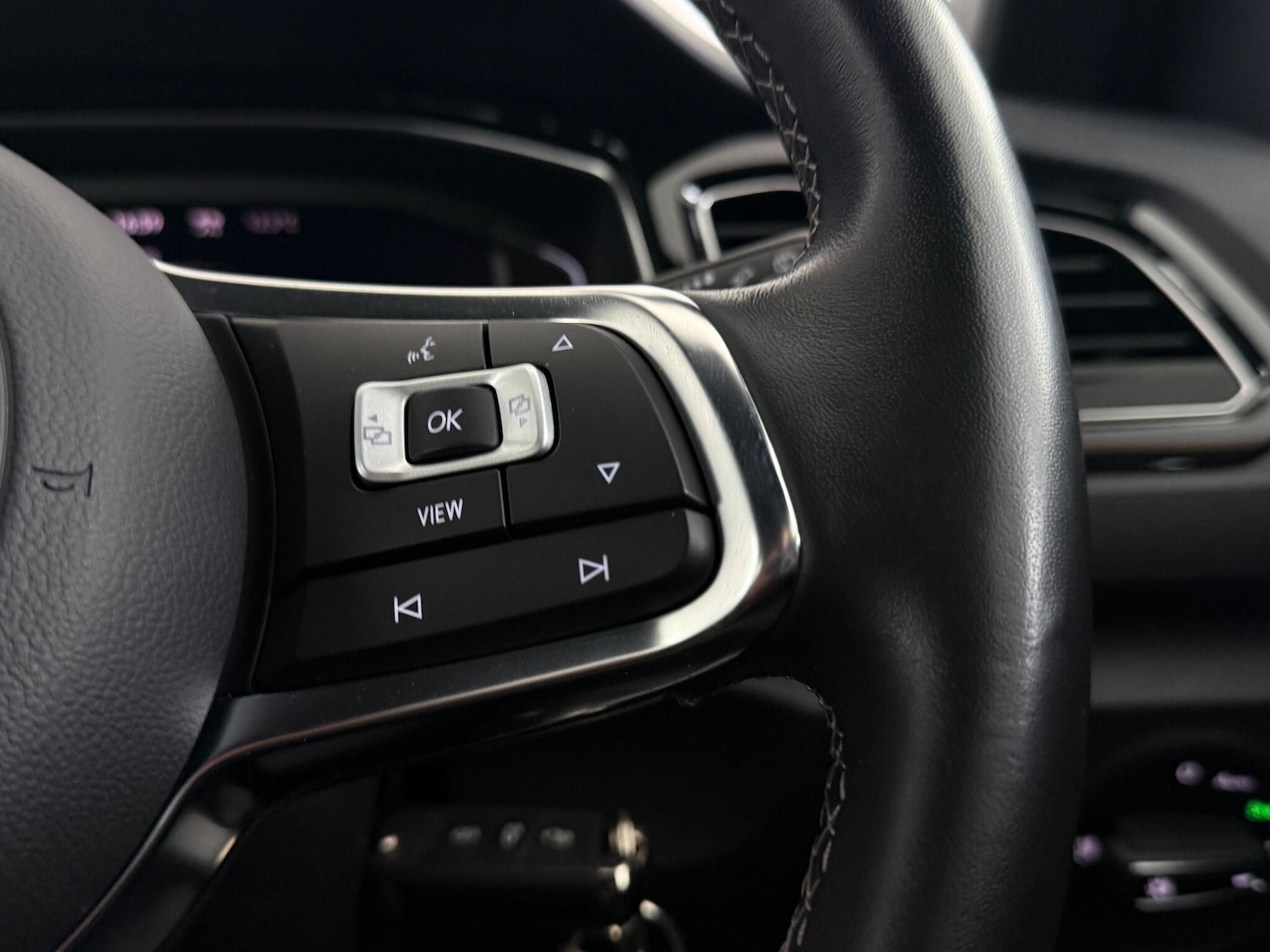 Used Volkswagen T-Roc 2020 for sale - 77216658: Photo 20