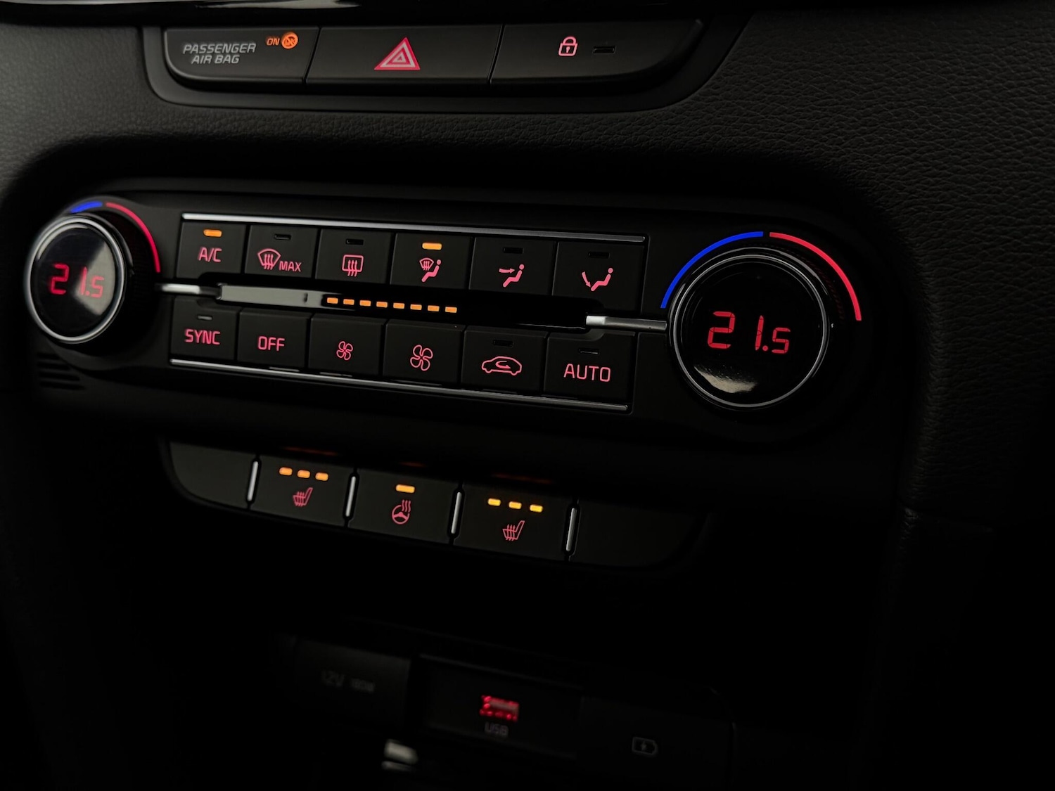 Used Kia Ceed 2022 for sale - 77182719: Photo 32