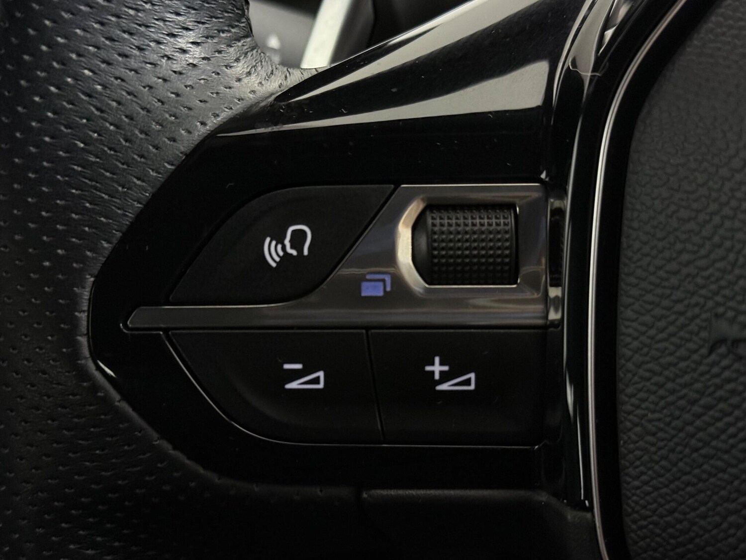 Used Peugeot 3008 2020 for sale - 78073345: Photo 21