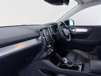 Used Volvo XC40 2020 for sale - 78637109: Photo