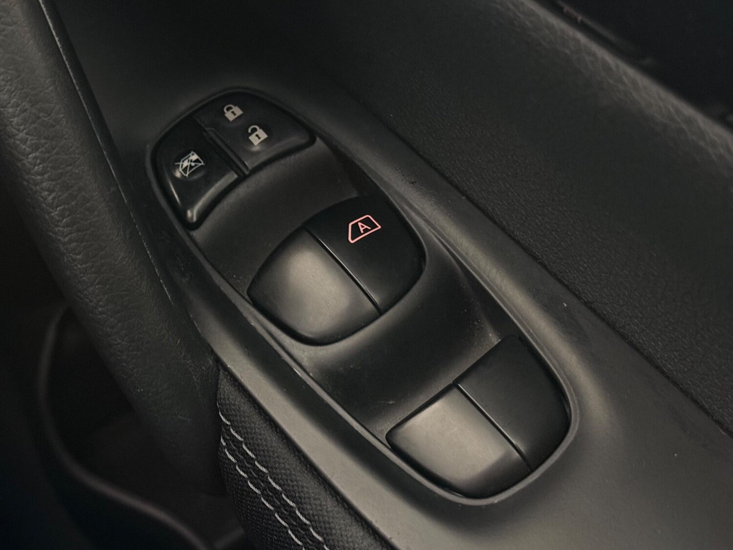 Used Nissan Qashqai 2017 for sale - 77441494: Photo 28