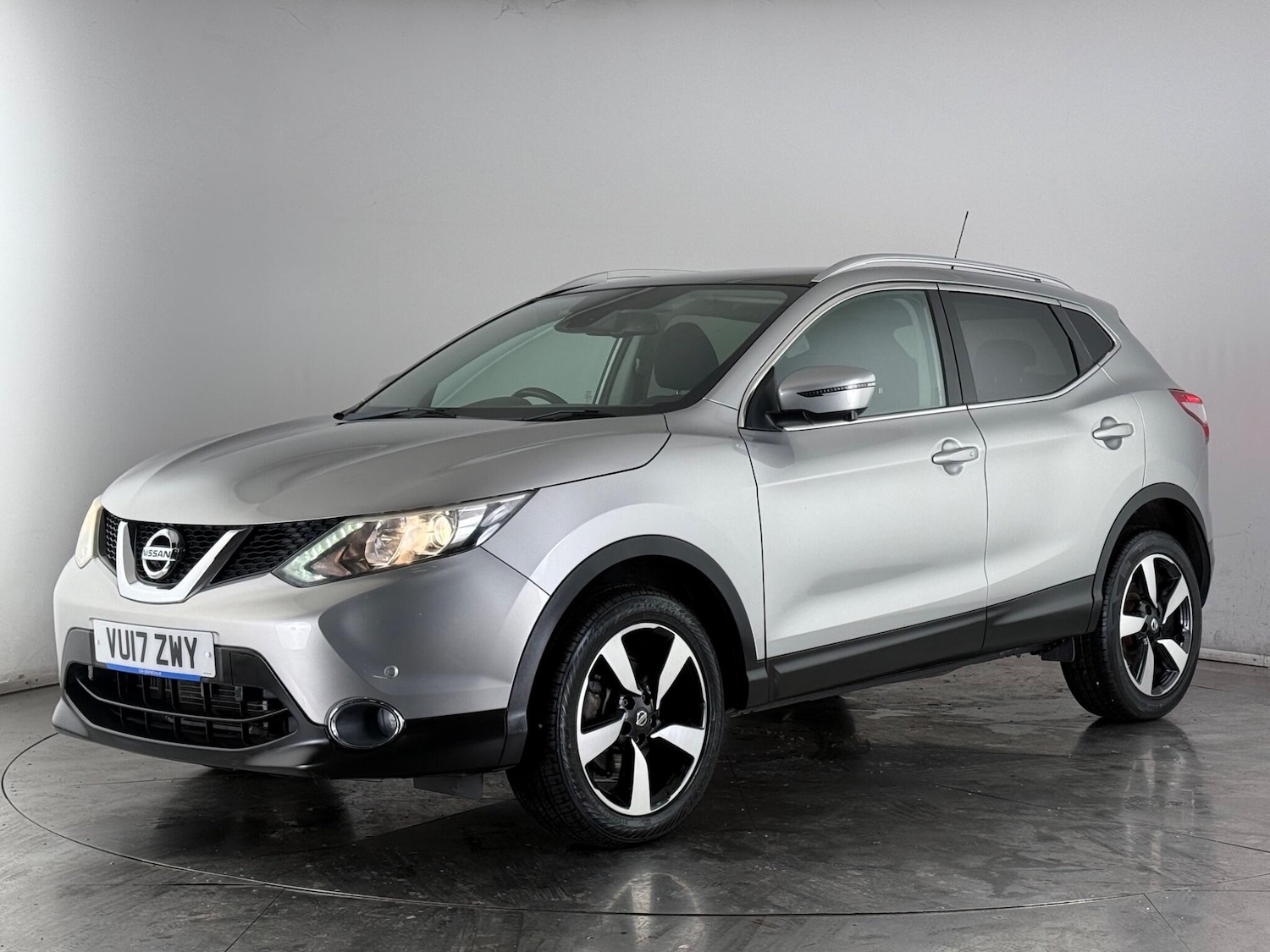 Used Nissan Qashqai 2017 for sale - 77441494: Photo 3