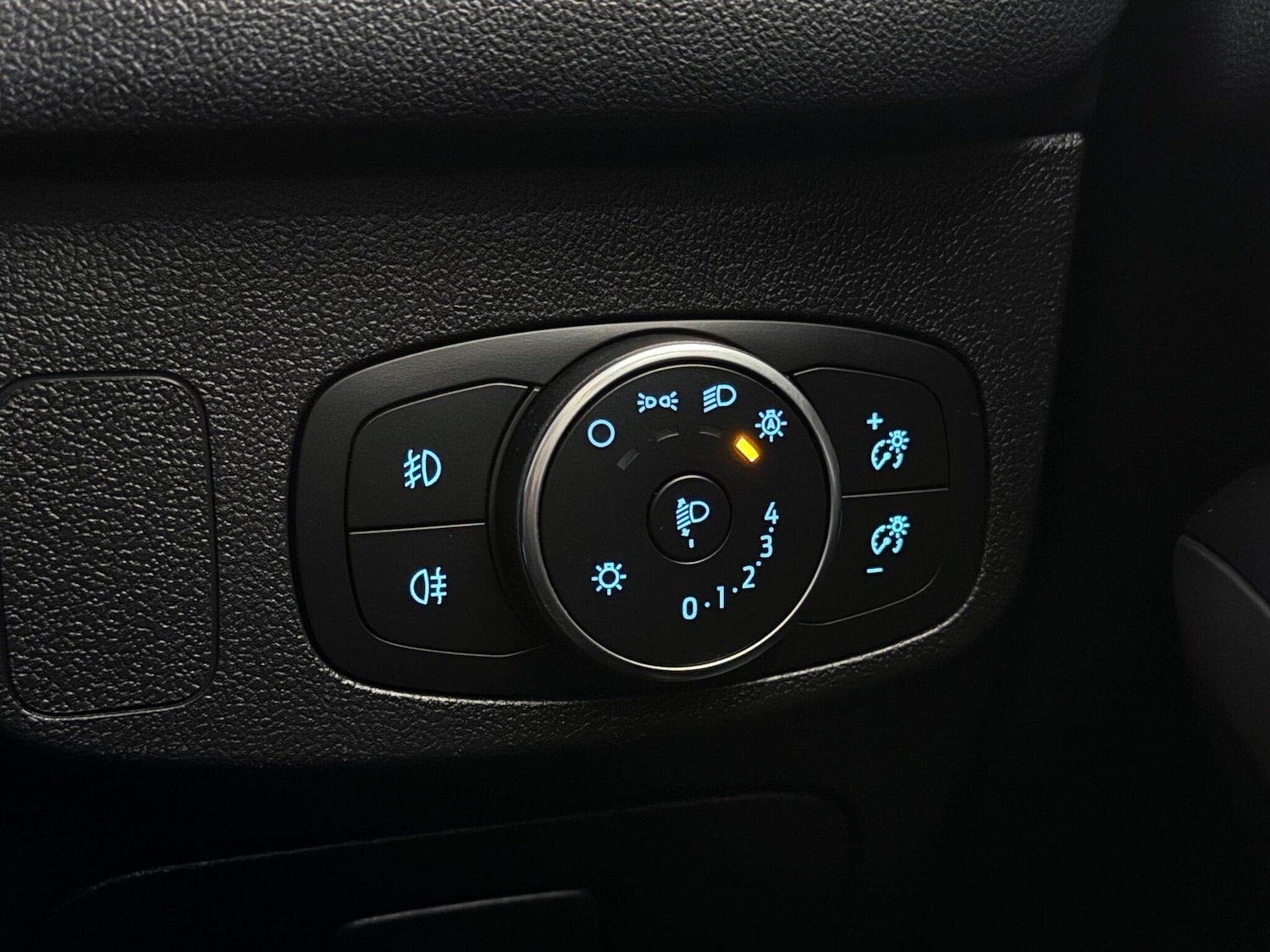 Used Ford Focus 2021 for sale - 77182793: Photo 18