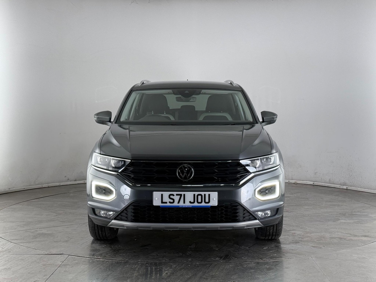 Used Volkswagen T-Roc 2021 for sale - 77246108: Photo 5