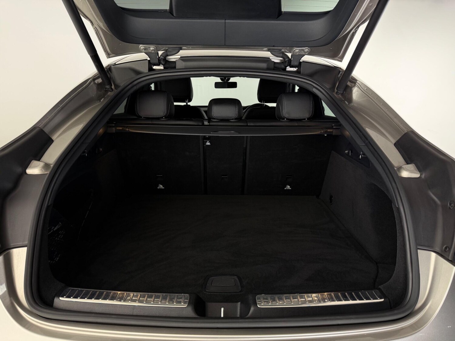 Used Mercedes-Benz GLC 2021 for sale - 77769868: Photo 10