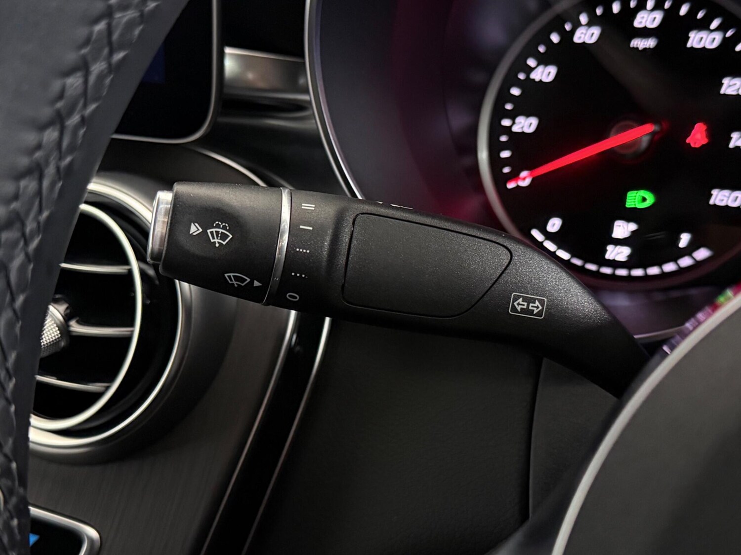 Used Mercedes-Benz GLC 2021 for sale - 77769868: Photo 23