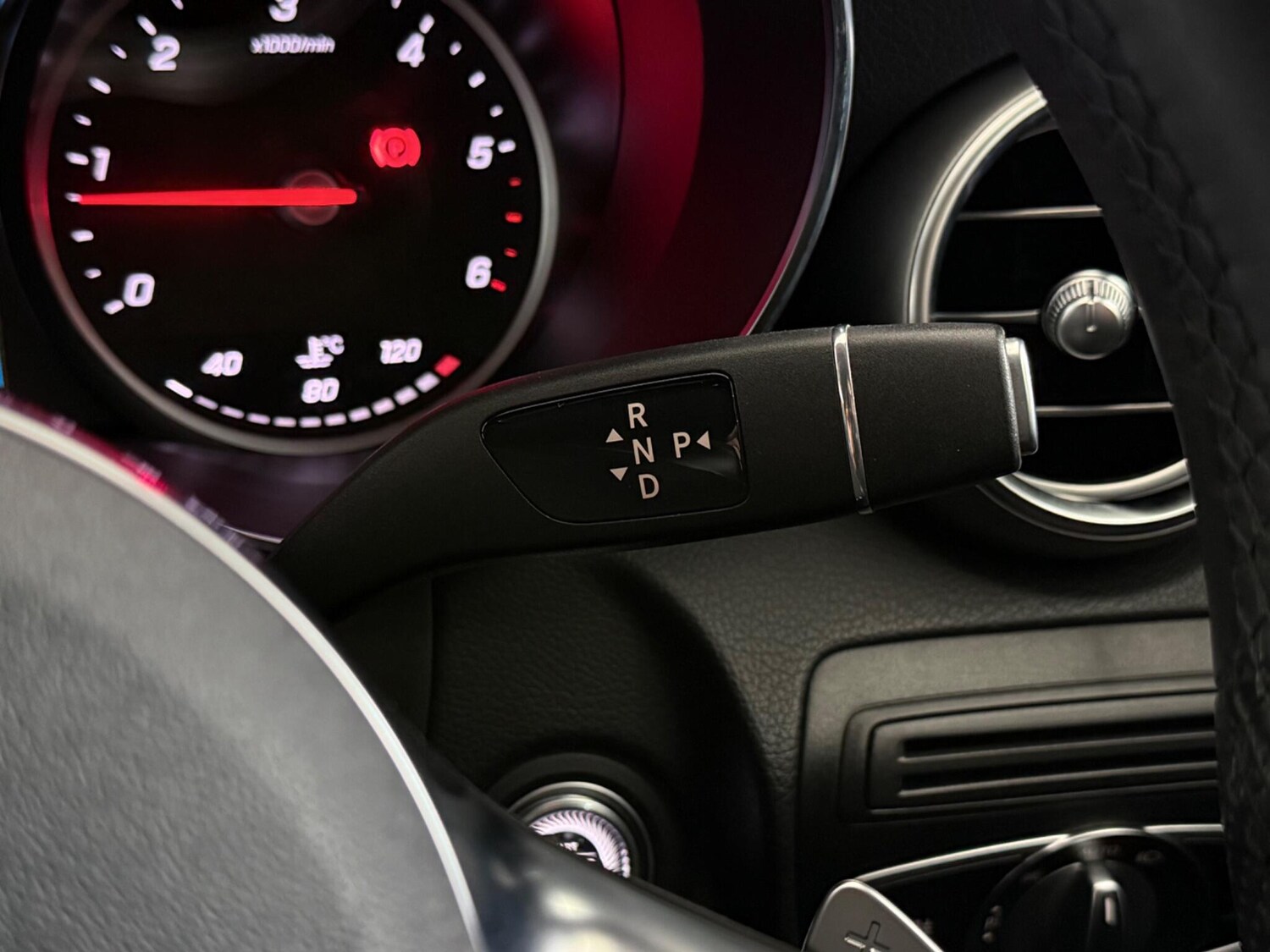 Used Mercedes-Benz GLC 2021 for sale - 77769868: Photo 24