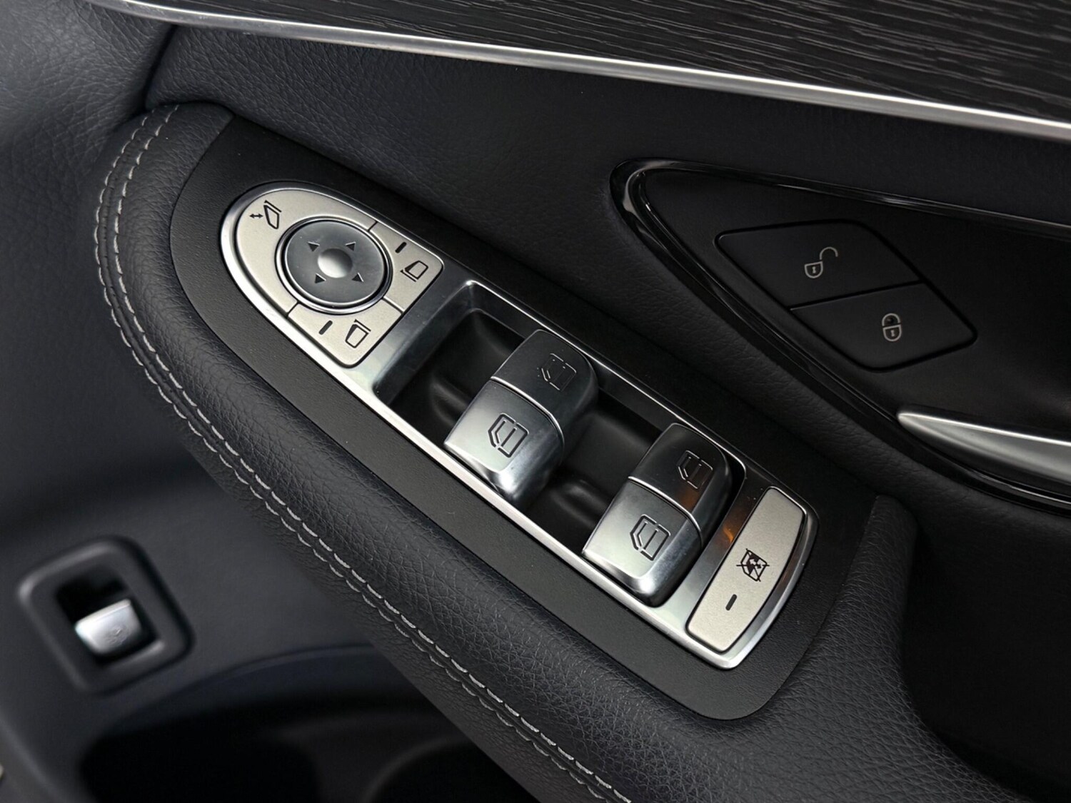 Used Mercedes-Benz GLC 2021 for sale - 77769868: Photo 34