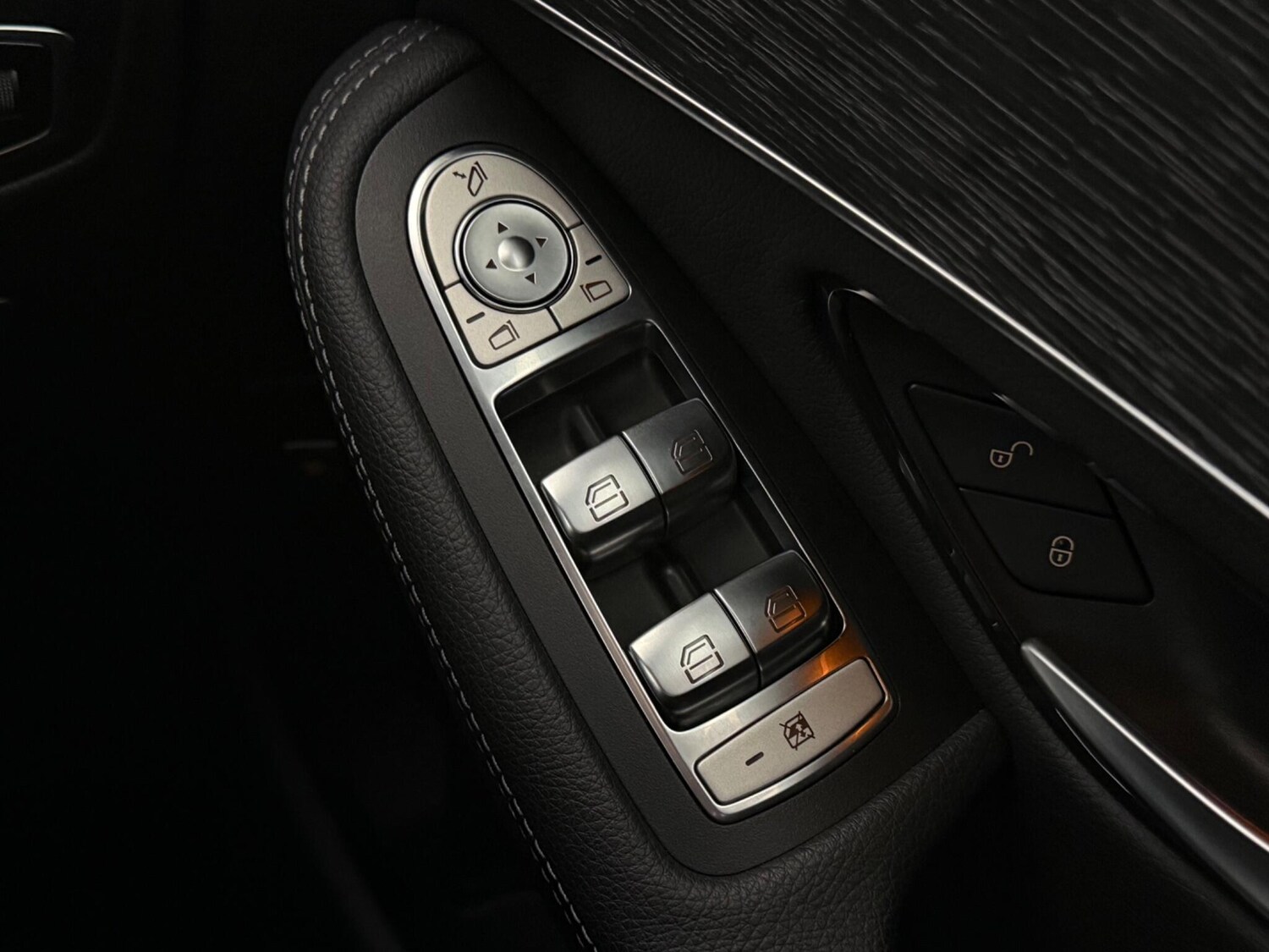 Used Mercedes-Benz GLC 2021 for sale - 77769868: Photo 36