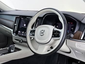 Used Volvo V90 2021 for sale - 79430997: Photo