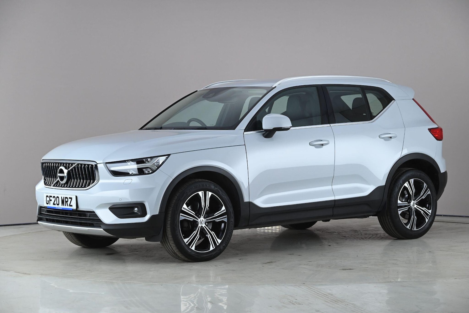 Used Volvo XC40 2020 for sale - 78101566: Photo 2