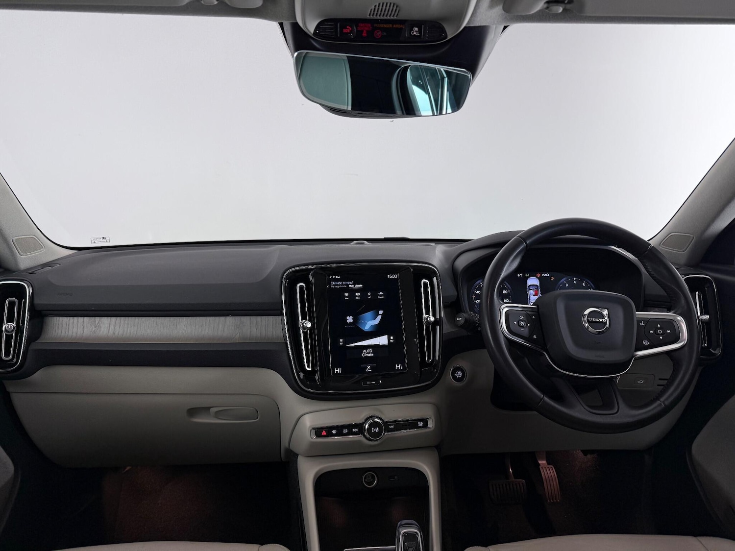 Used Volvo XC40 2020 for sale - 77221921: Photo 15