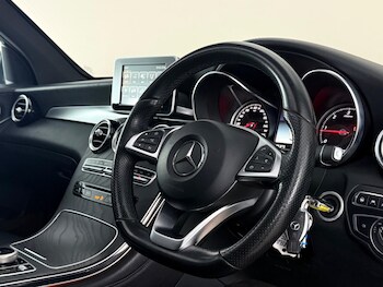 Used Mercedes-Benz GLC 2018 for sale - 78048350: Photo