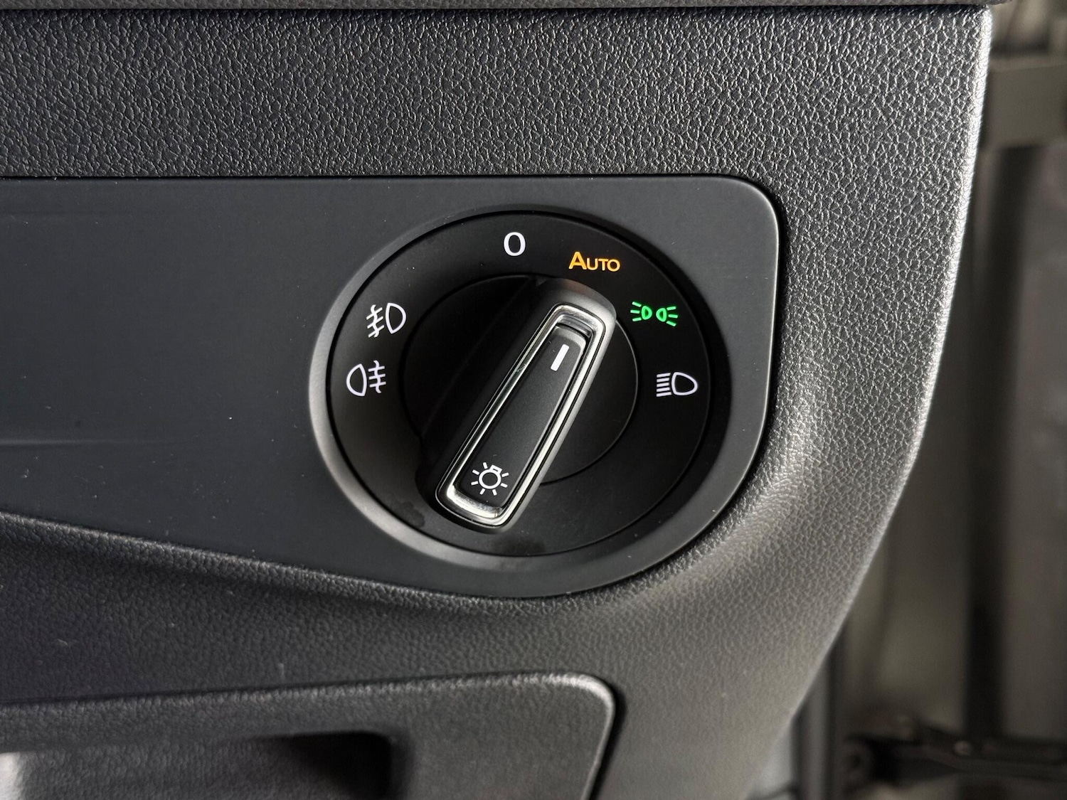 Used Volkswagen Tiguan 2018 for sale - 77243067: Photo 20