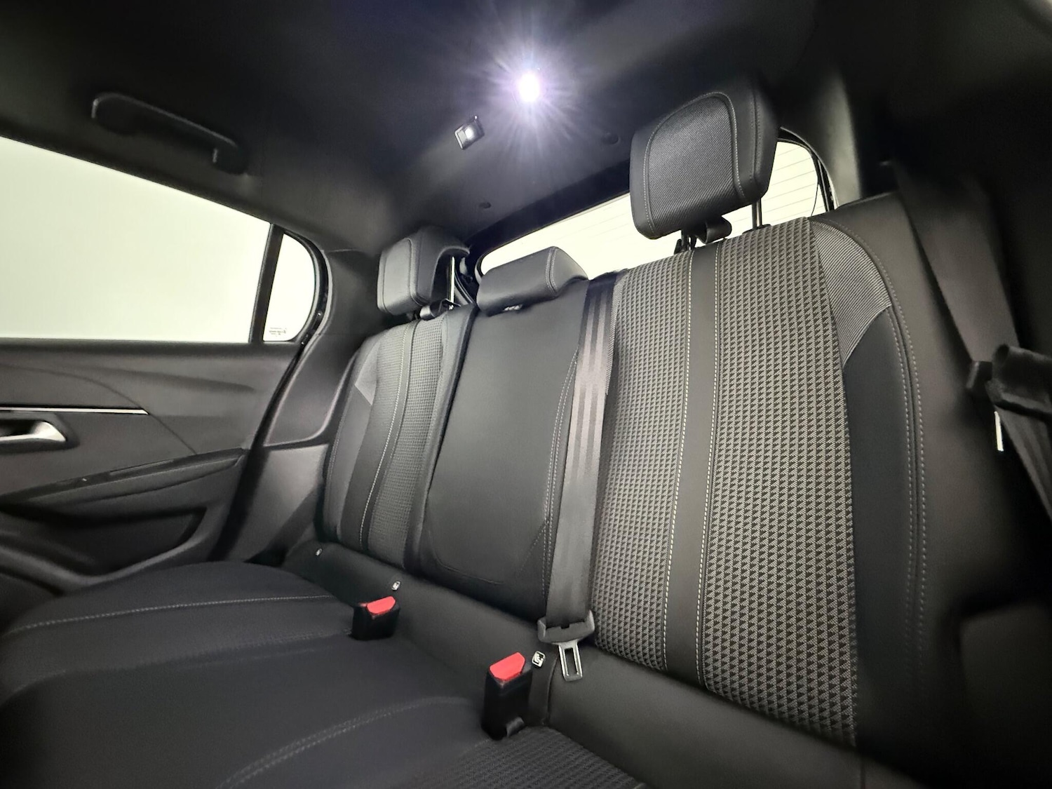 Used Peugeot 208 2023 for sale - 76467463: Photo 16