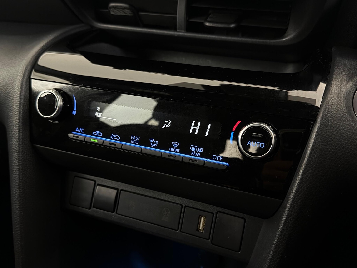 Used Toyota Yaris Cross 2022 for sale - 76466811: Photo 39