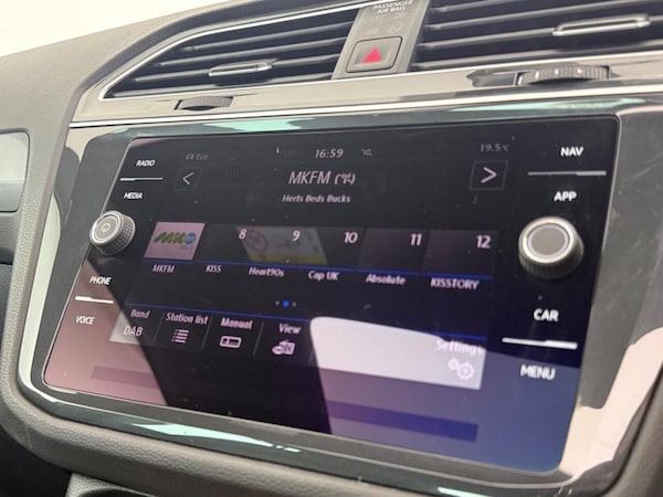 Used Volkswagen Tiguan 2020 for sale - 75281504: Photo 31