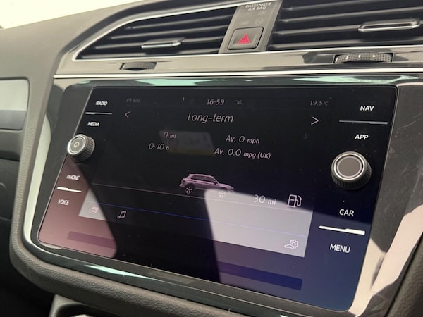Used Volkswagen Tiguan 2020 for sale - 75281504: Photo 38