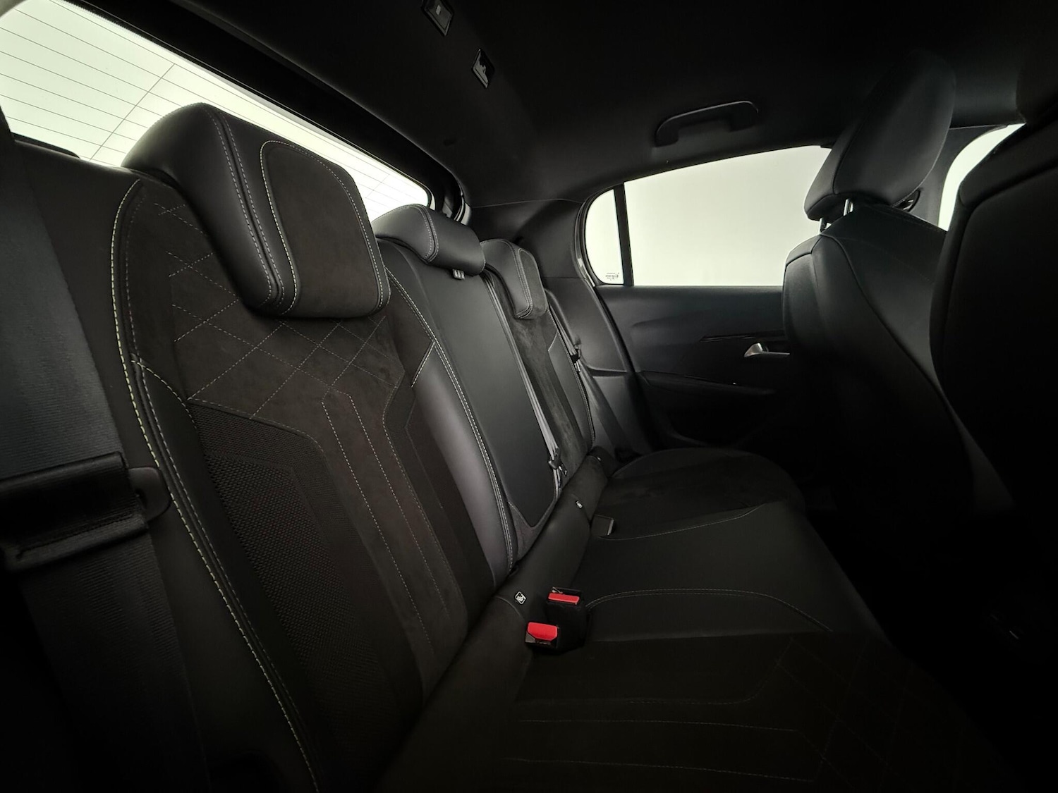 Used Peugeot 208 2022 for sale - 76467130: Photo 15