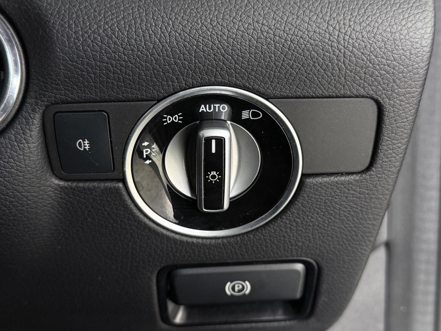 Used Mercedes-Benz SLC 2020 for sale - 76467014: Photo 21