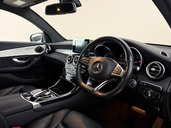 Used Mercedes-Benz GLC 2017 for sale - 79202743: Photo