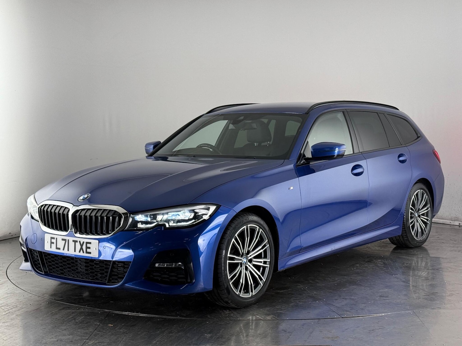 Used BMW 3 Series 2021 for sale - 77243569: Photo 2