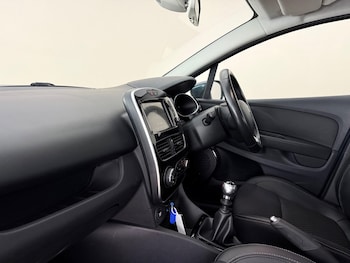 Used Renault Clio 2017 for sale - 79034607: Photo