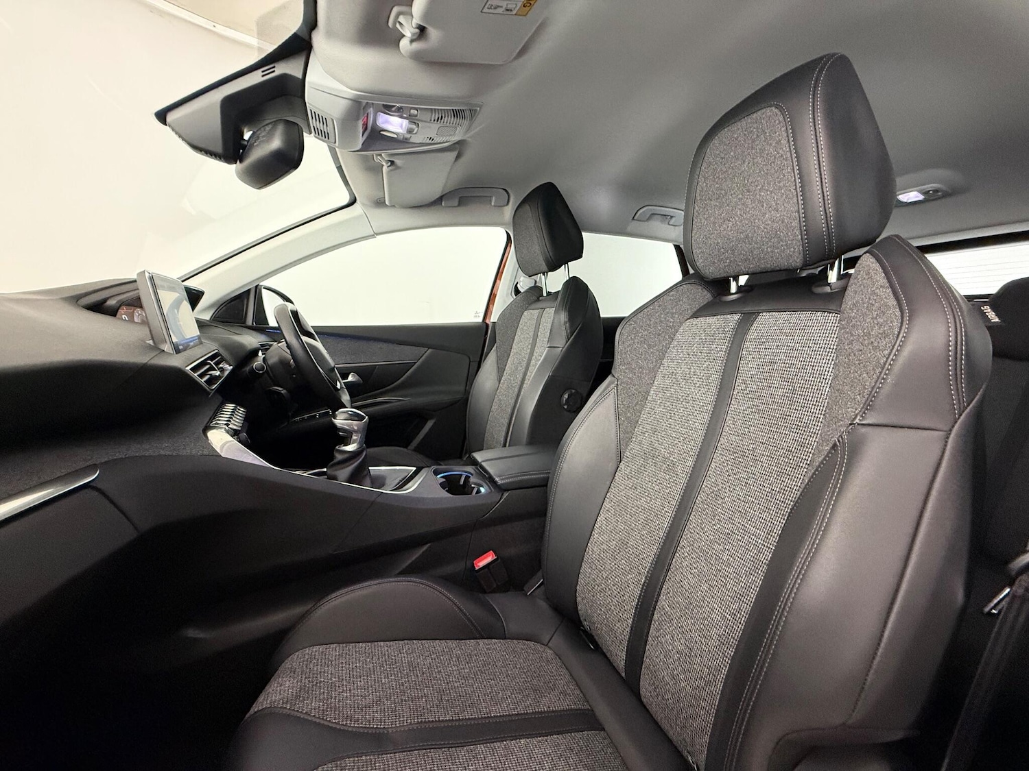 Used Peugeot 3008 2019 for sale - 77182440: Photo 11