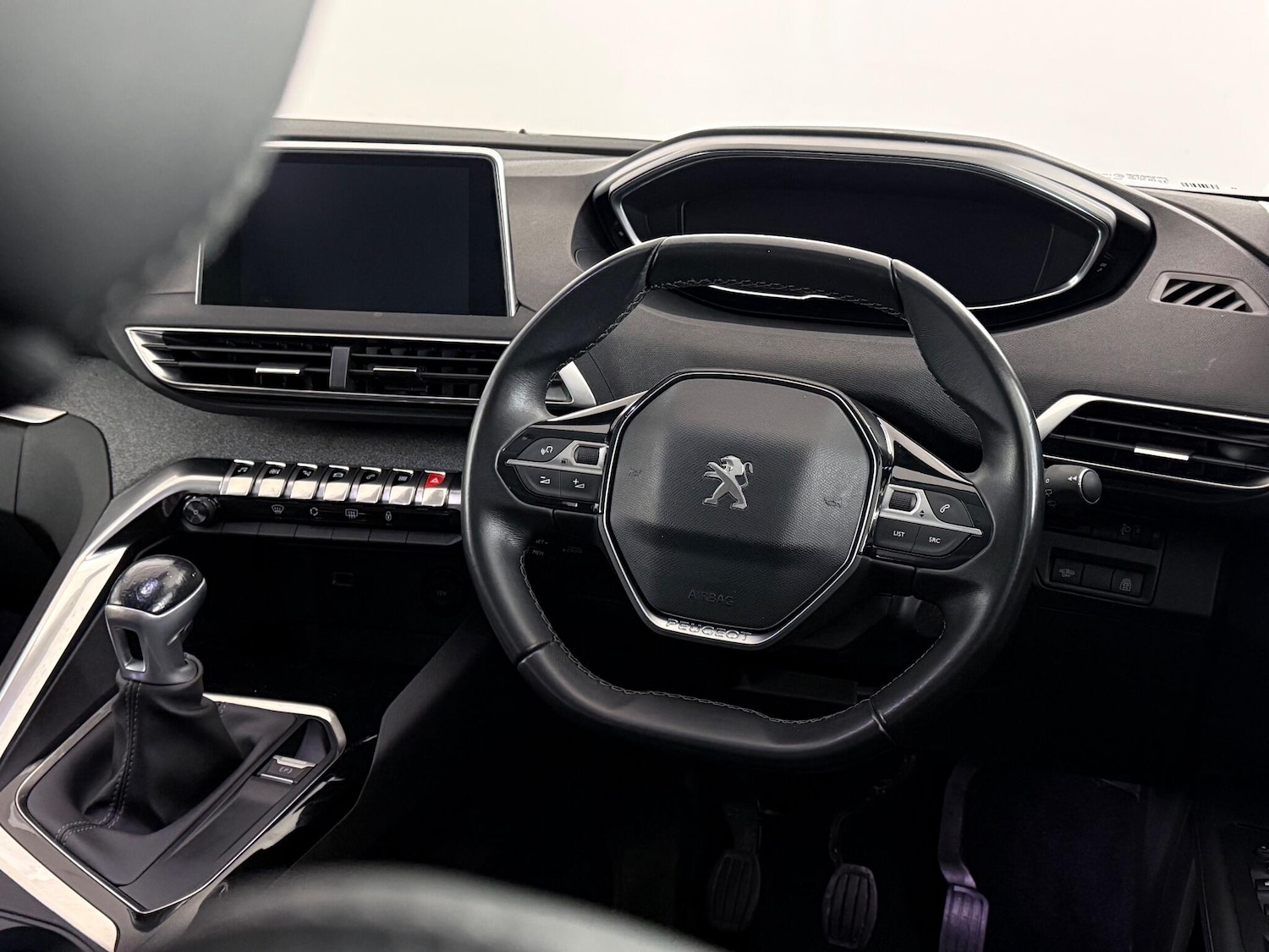 Used Peugeot 3008 2019 for sale - 77182440: Photo 14